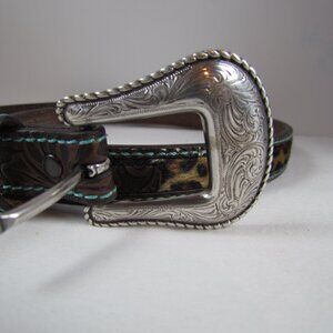 Women's Ariat Western Belt leather lining and leopard skin look on the outside